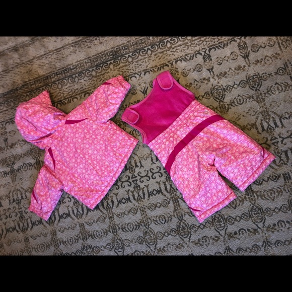 Infant Columbia Snow Suit - Picture 3 of 3